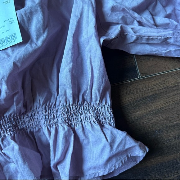 Uniqlo Lavender Puff Sleeve Blouse - Picture 5 of 5